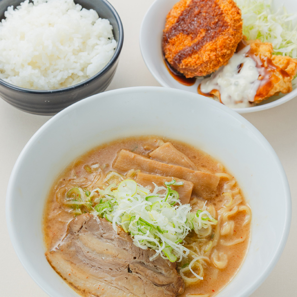 千葉を味わうヤマニ味噌ラーメンセット