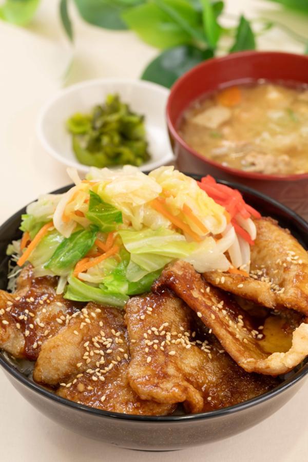 いわての豚丼　ハーフ豚汁付きのイメージ画像