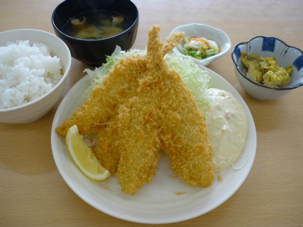 カナガシラのフライ定食.JPG