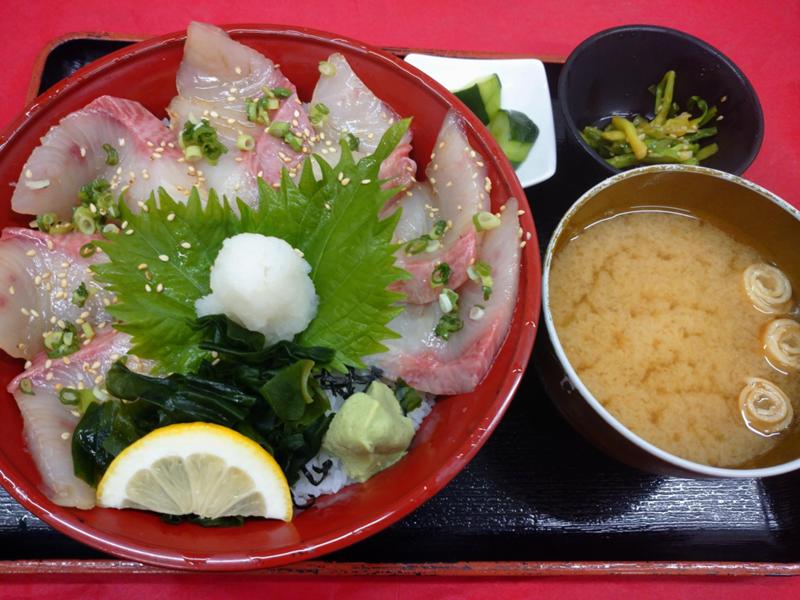 カンパチ漬け丼.JPG