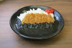 第2位「ブラックカツカレー」のイメージ画像