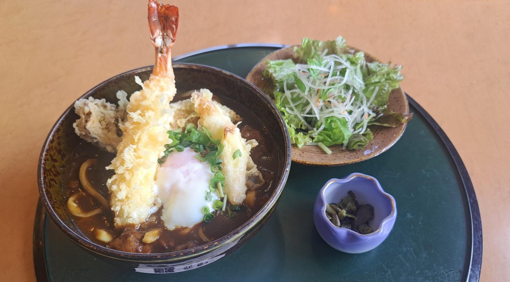 第1位「月見天ぷらカレーうどん」のイメージ画像